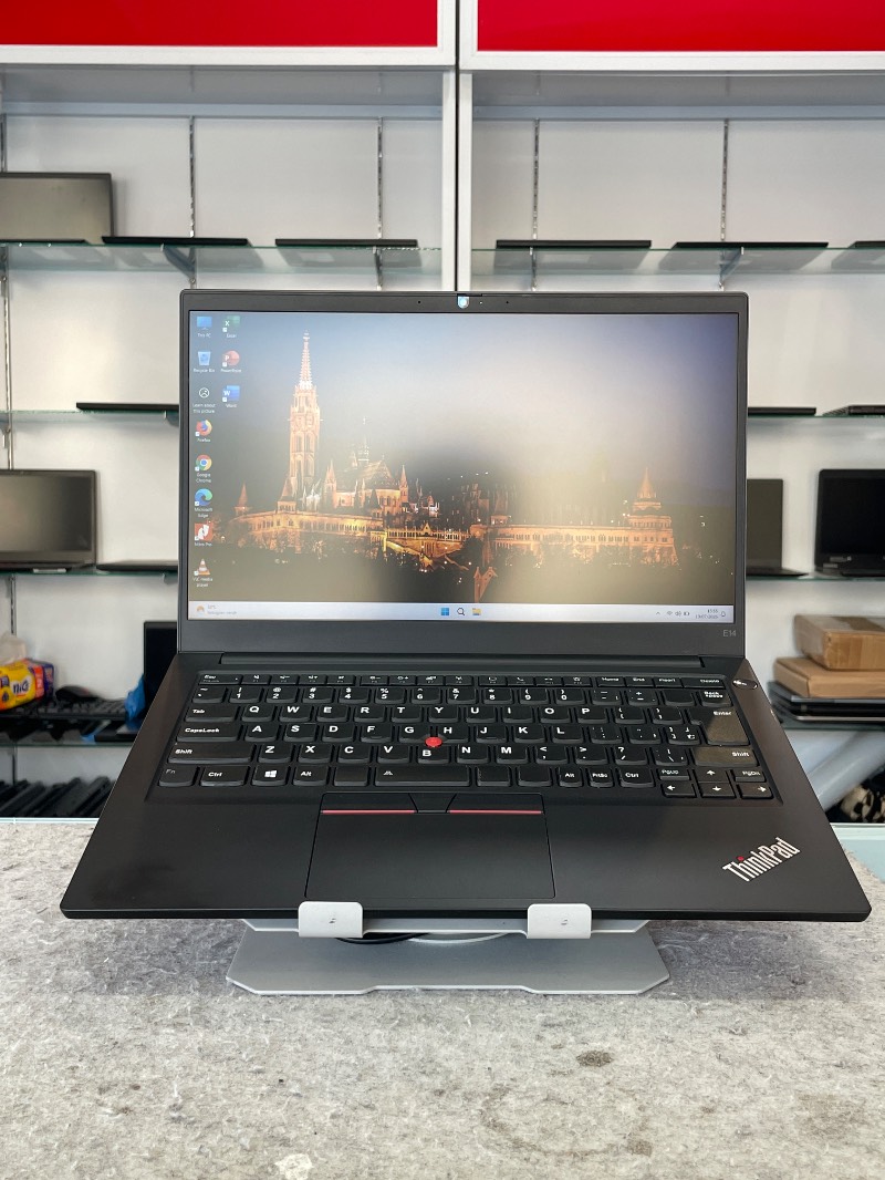 Lenovo E14 Thinkpad 